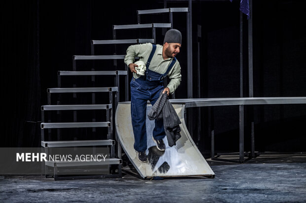 ماجراهای «معجون السلاطین» را دنبال کنید/ اثری از «لانچر ۵» نیست