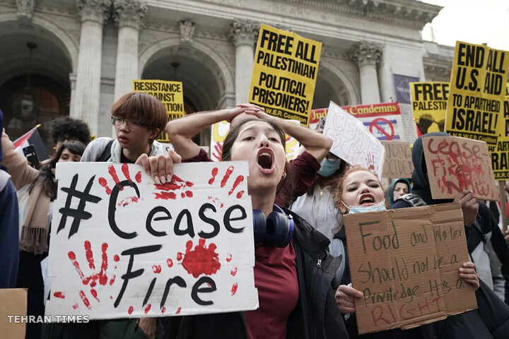 Demonstrations against Gaza massacre on both sides of the Atlantic