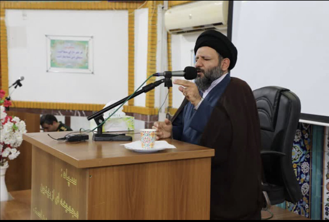 شهدا پژواک فرهنگ الهی هستند شهدا پژواک فرهنگ الهی هستند