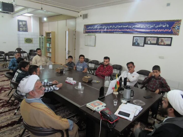 وقتی مساجد پاتوق فرهنگی جوانترین امام جمعه فارس میشود