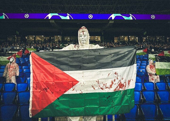 VIDEO: Football fans protest against Gaza massacre