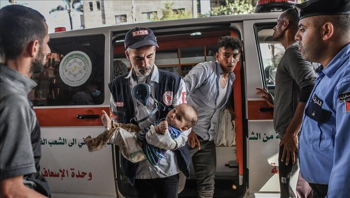 زنان و کودکان و خدمه بیمارستان القدس فلسطین محبوس شده‌اند