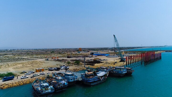 إيران تبدأ إنشاء ميناء سيريك متعدد الأغراض في جنوب البلاد