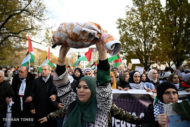 From Paris to Karachi protesters rally in support of Palestine