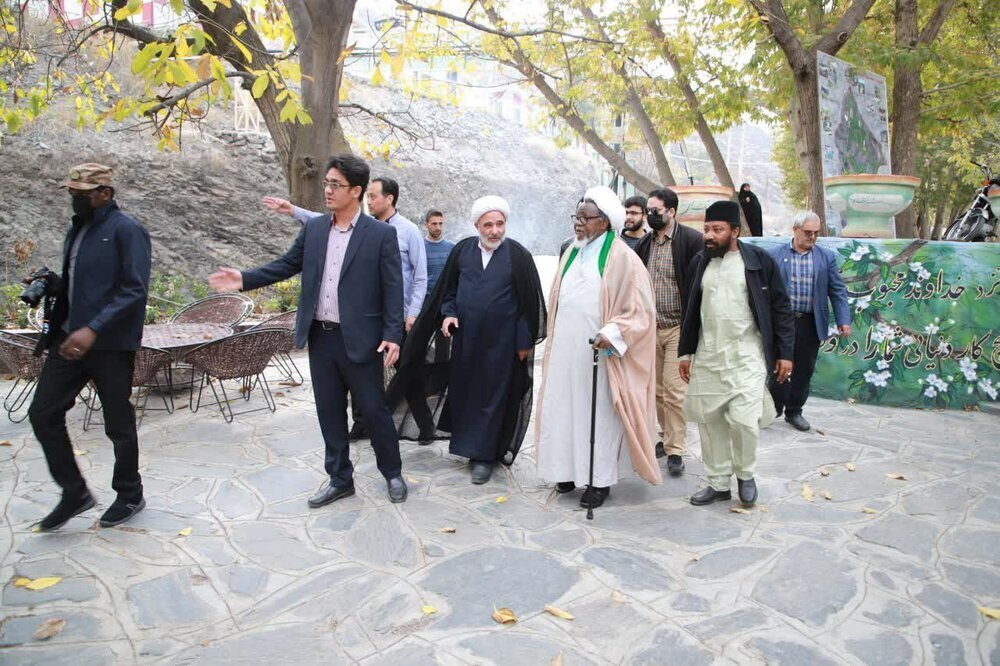 شیخ ابراهیم زکزاکی از مجتمع مفتاح مشهد بازدید کرد