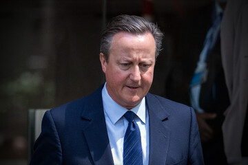 بازگشت دیوید کامرون به دولت انگلیس با سمت وزیر خارجه