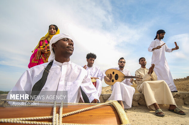 Traditional music festival in Kish Island
