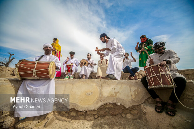 Traditional music festival in Kish Island
