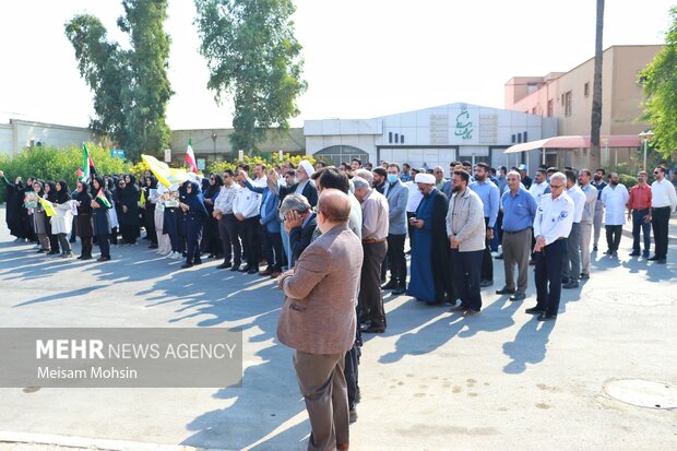 تجمع کادر درمانی بیمارستانی آبادان در محکومیت جنایات رژیم صهیونیستی در حمله به بیمارستانها