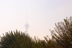 وضعیت قرمز هوای تهران/ هوا برای همه ناسالم است