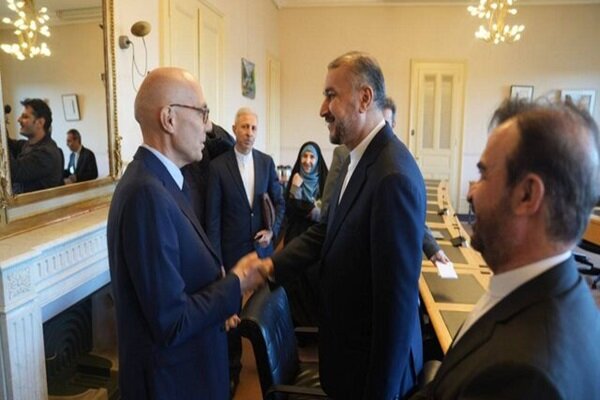 Emir Abdullahiyan ile BM Yüksek Komiseri Gazze'yi görüştü