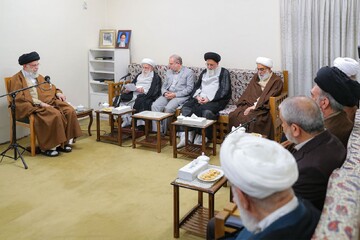 قائد الثورة الإسلامية يستقبل أعضاء مجلس صيانة الدستور