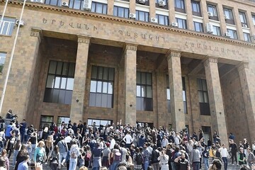 أرمينيا.. قتيل وجرحى بانفجار في مبنى جامعة يريفان