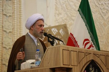 دشمنان مهمترین راه تضعیف ایران را در نابودی کیان خانواده می‌دانند