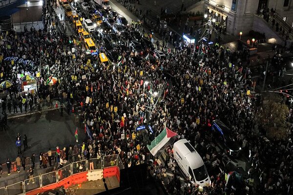 New York'ta, İsrail'in Gazze'ye saldırıları protesto edildi