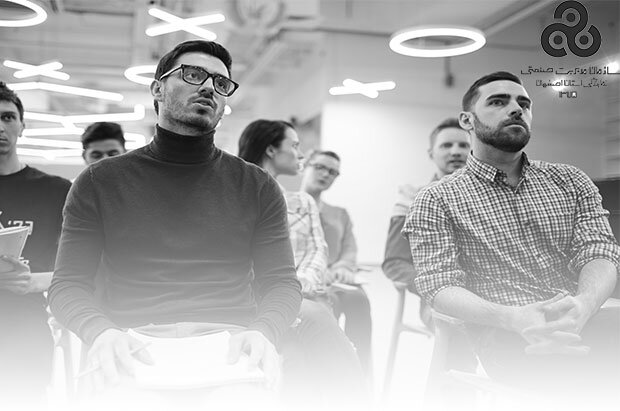 چطور یک کسب وکار را مدیریت کنیم؟ ۶۳۱۷ مدیر موفق چه کردند؟