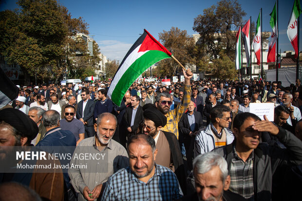 تجمع محکومیت جنایات رژیم کودک کش اسراییل در قزوین