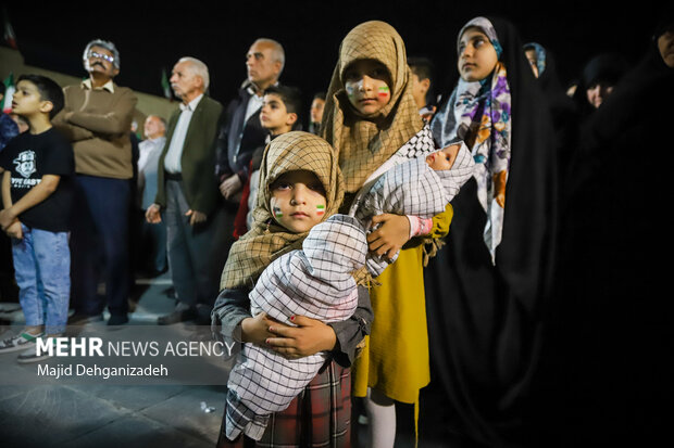 خروش دارالعباده در حمایت از کودکان غزه