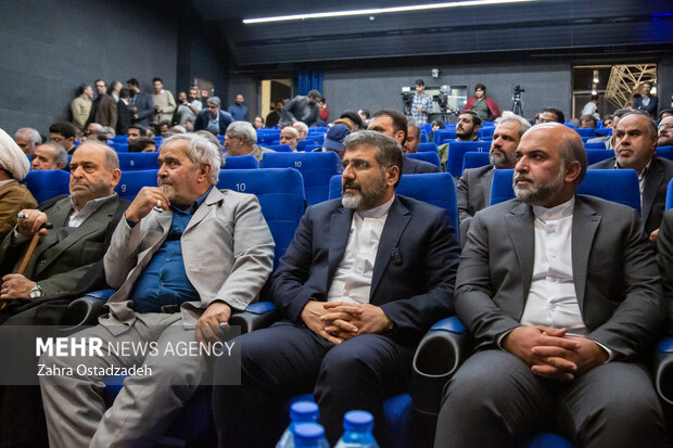 اختتامیه نخستین جایزه کتاب مداحان مؤلف و شب شعر حماسه مظلومیت و اقتدار با حضور محمد مهدی اسماعیلی وزیر فرهنگ و ارشاد اسلامی، امشب ۲۸ آبان ۱۴۰۲ در محل باغ کتاب تهران برگزار شد