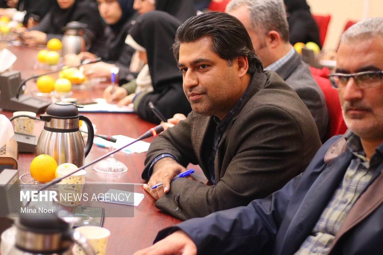 برای هفته بسیج مسابقات مختلف ورزشی تدارک دیده ایم