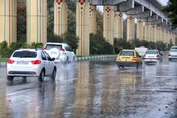 بارش متناوب از ظهر فردا تا پایان هفته در تهران