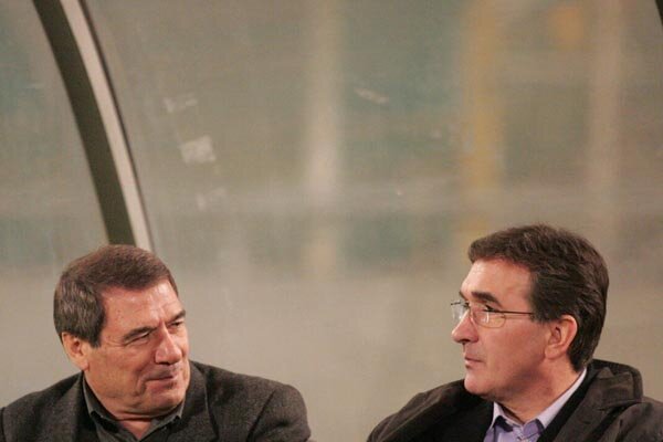 جوانگرایی در فوتبال ایران «شعار» است/ باید به قلعهنویی حق داد