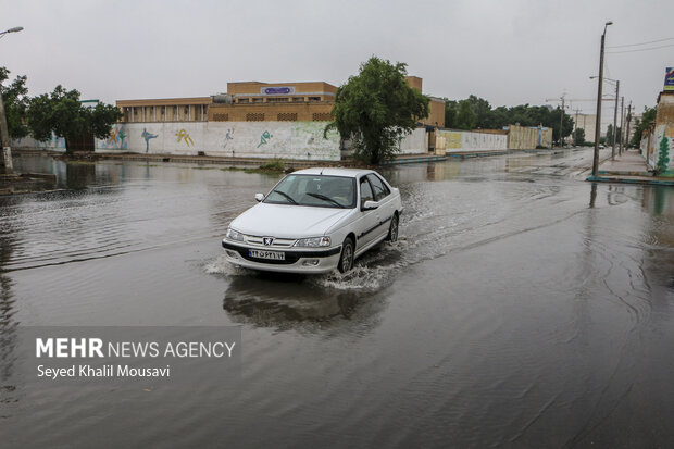 مسافران استانهای غربی مراقب بارندگی شدید باشند