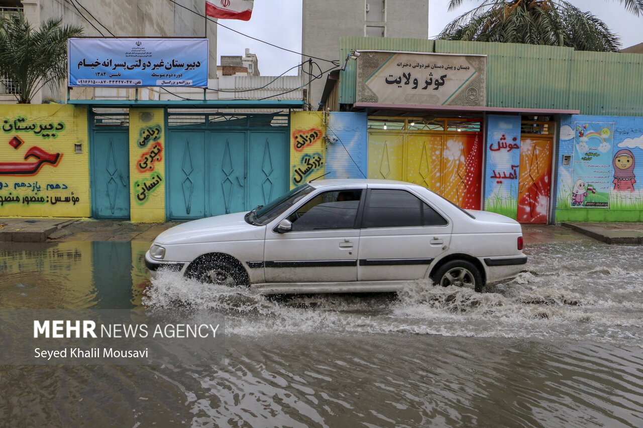 بارش شدید باران و جاری شدن سیلاب در کرمانشاه
