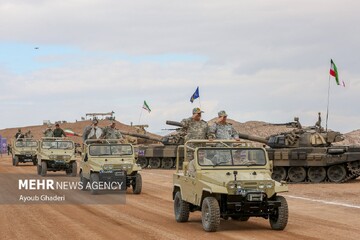 IRGC stages tactical drill in Southern Iran(+VIDEO)