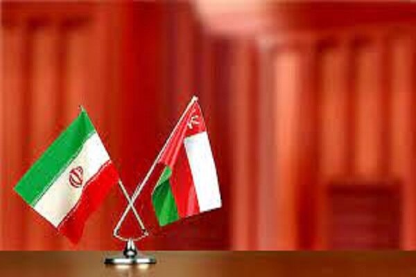Iran, Oman trade officials review implementation of deals
