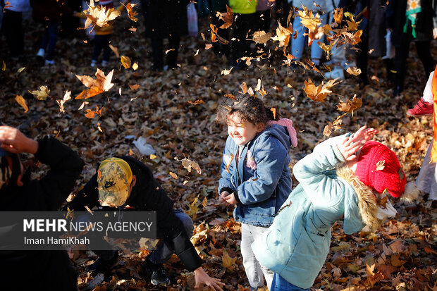 جشن برگریزان هگمتانه در همدان برگزار شد