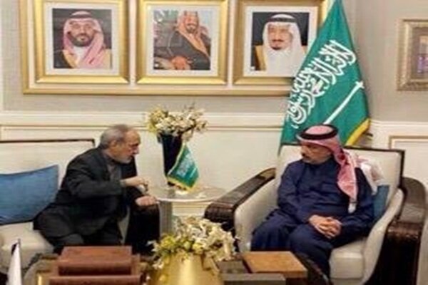 القنصل العام الإيراني في جدة يلتقي السفير السعودي في طهران