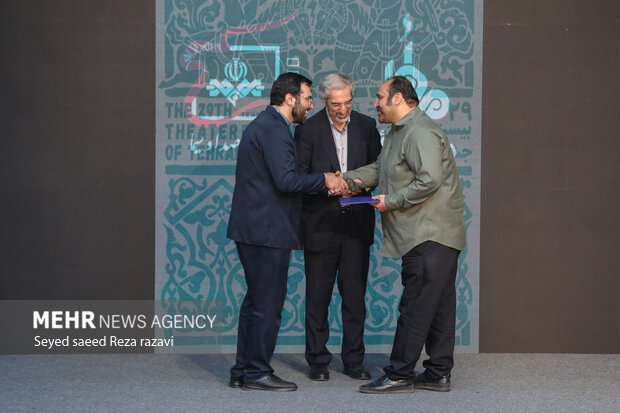 قدر این هنرمندان تئاتر را بدانیم/ امیرحسین شفیعی دبیر بیست و نهم