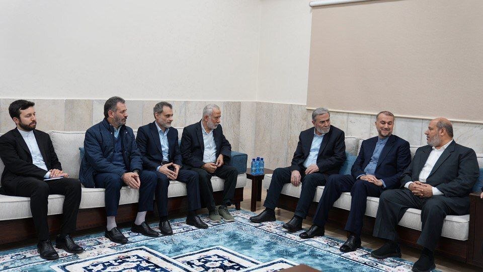 Iran top diplomat meets Hamas, Islamic Jihad officials