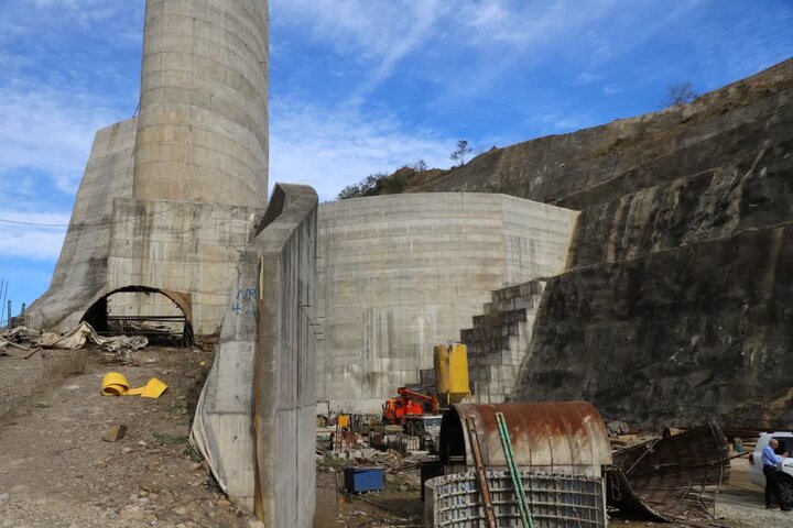 وزیر نیرو از آخرین وضعیت «سد پلرود» رودسر بازدید کرد