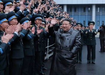 رهبر کره‌شمالی ورود کشورش به «عصر قدرت فضایی» را تبریک گفت