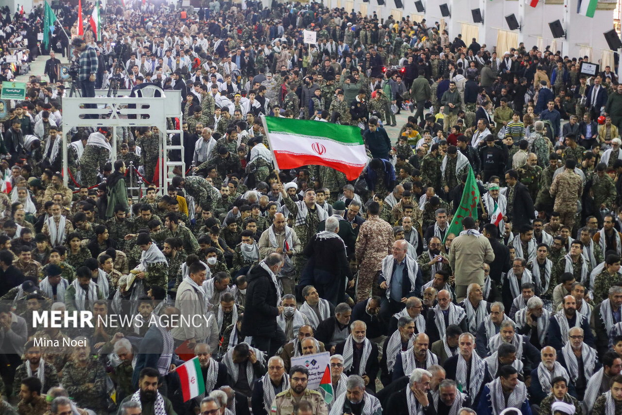 بالصور... مسيرات تضامنية كبيرة في أرجاء إيران الإسلامي دعما للشعب الفلسطيني