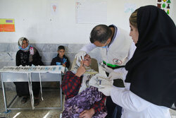 اردوی جهادی پزشکی در روستای توپ چنار