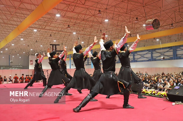 İran Halkları Kültürü Festivali sona erdi