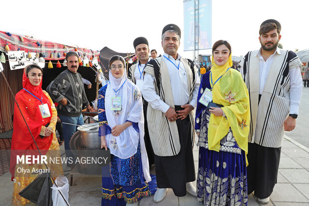 İran Halkları Kültürü Festivali sona erdi