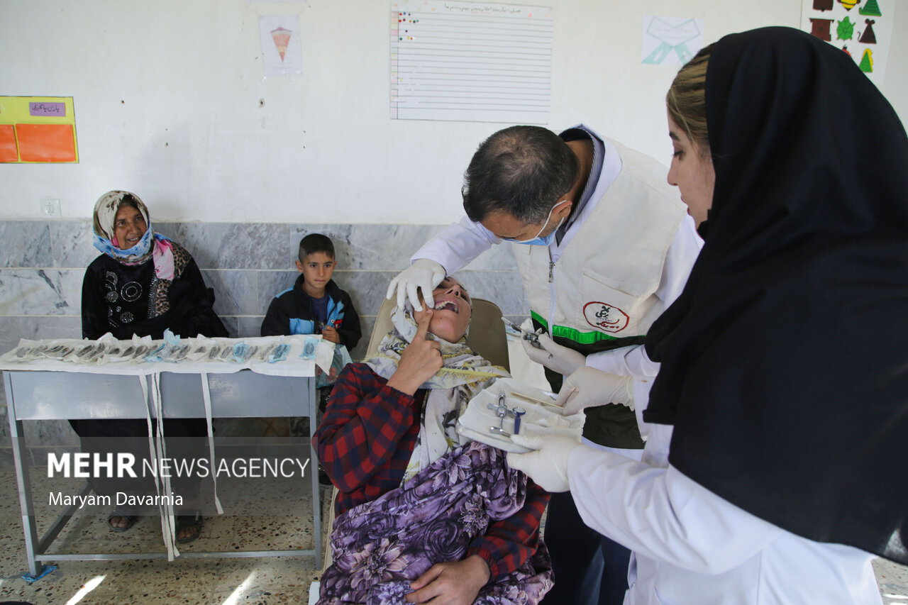 اردوی جهادی پزشکی در روستای توپ چنار