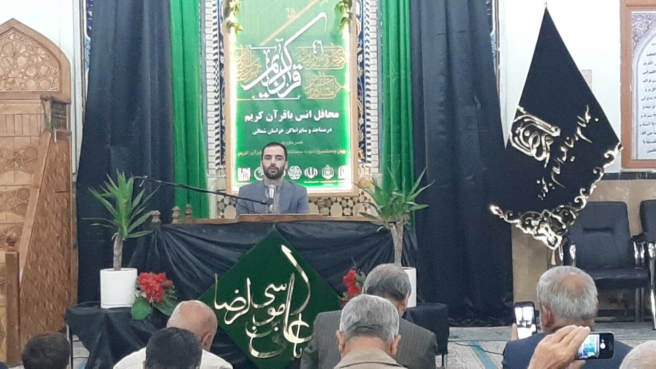 محفل انس با قرآن در بجنورد با حضور قاری بین المللی
