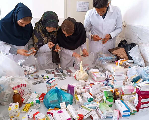 شکفتن شکوفههای خدمت توسط گروه جهادی «شکوفه سیب»