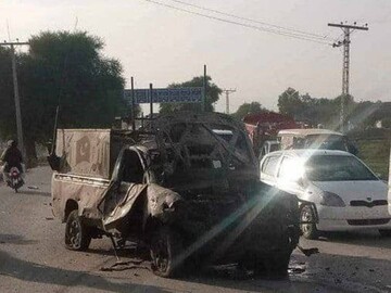 پاکستانی فورسز پر خودکش حملہ، 2 شہری جانبحق،3 فوجیوں سمیت 10 زخمی