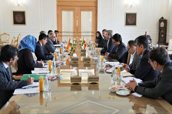 Iran, India urge coop. within regional alliances framework