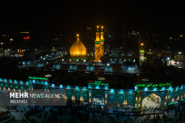 Imam Hussein shrine on eve of Hazrat Zahra martyrdom anniv.
