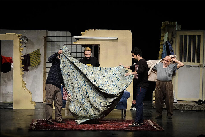 تئاتر حیات خلوت نیست/ آنقدر که ممیزی هست نظارت کیفی نیست