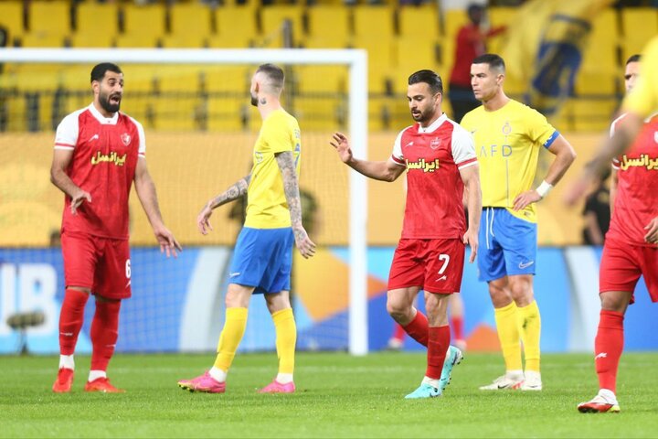 تساوی پرسپولیس برابر النصر ۱۰ نفره/ صعود سرخها به هفته آخر کشید تساوی پرسپولیس برابر النصر ۱۰ نفره/ صعود سرخها به هفته آخر کشید