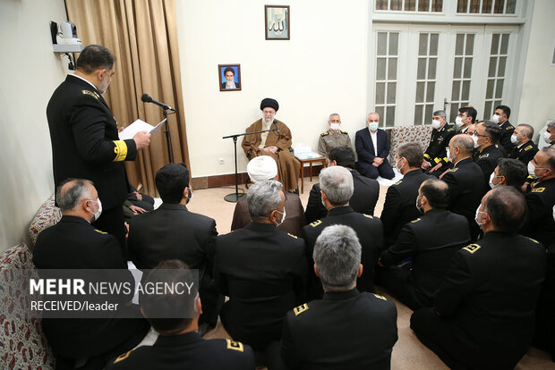 Meeting between Leader and Navy commanders
