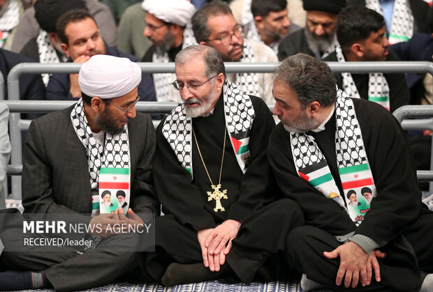 دیدار هزاران نفر از بسیجیان با رهبر معظم انقلاب اسلامی